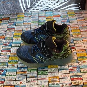 Skechers Kids Light-Up Sneakers Blue Green Size 1 Y